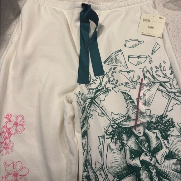 WICKED KATIE KIME WideLeg Lounge Sweatpants Extra Extra Large CreamW/ELPHABA XXL - Picture 2 of 7